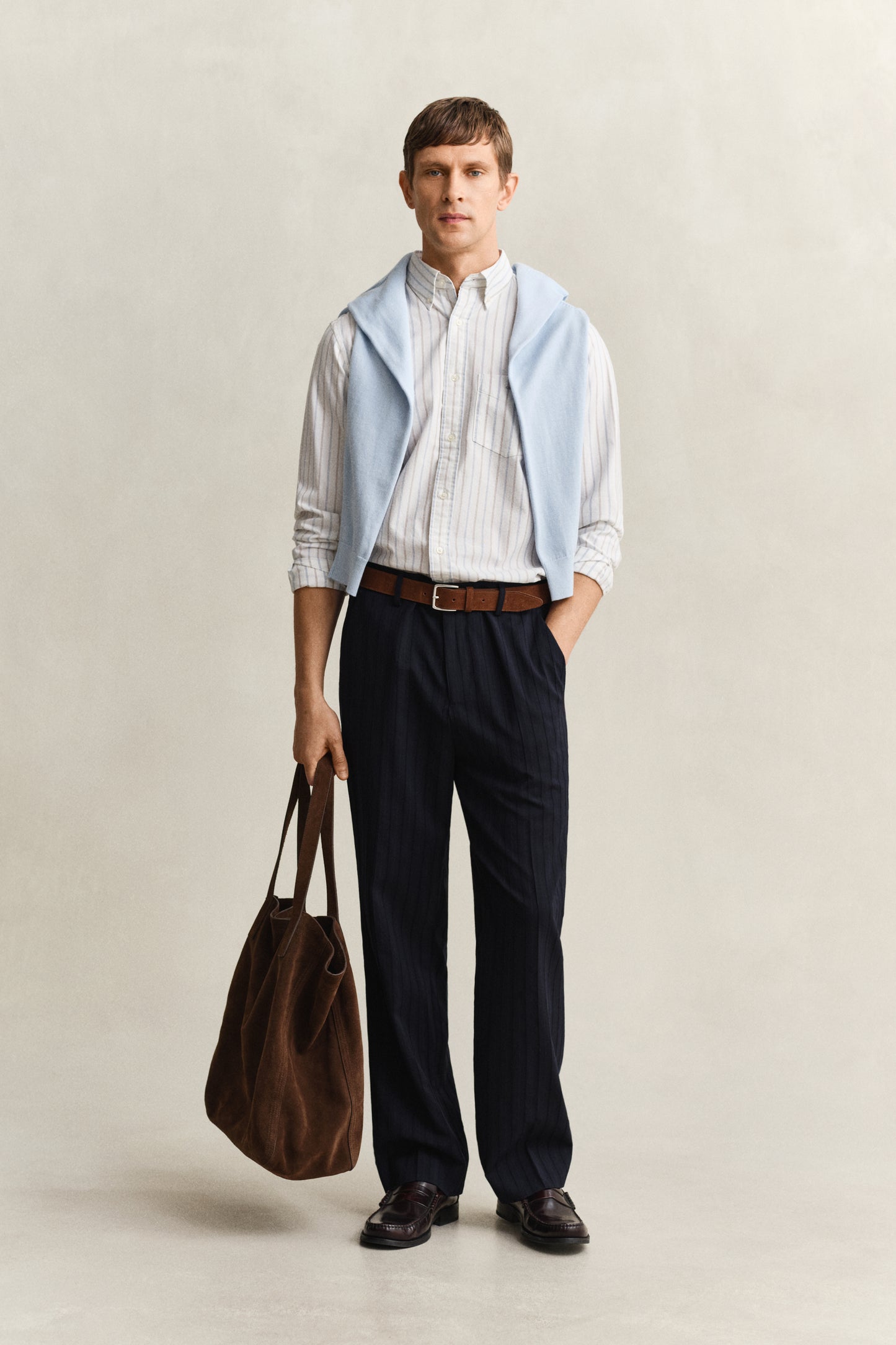 WHITE, REG CLASSIC OXFORD STRIPE SHIRT BY GANT AU.