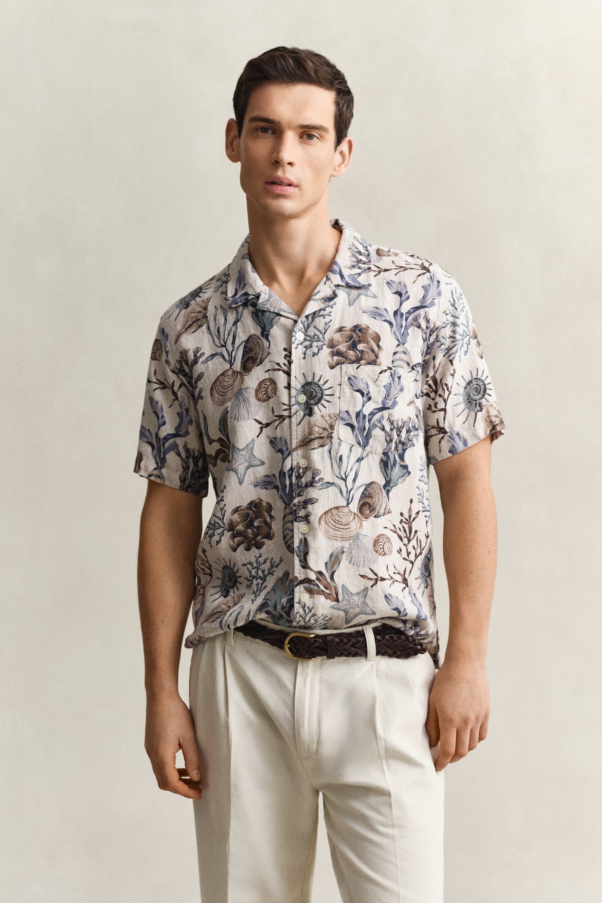 OAT BEIGE, REG AOP CAMP COLLAR SHIRT, FRONT-VIEW BY GANT AU.