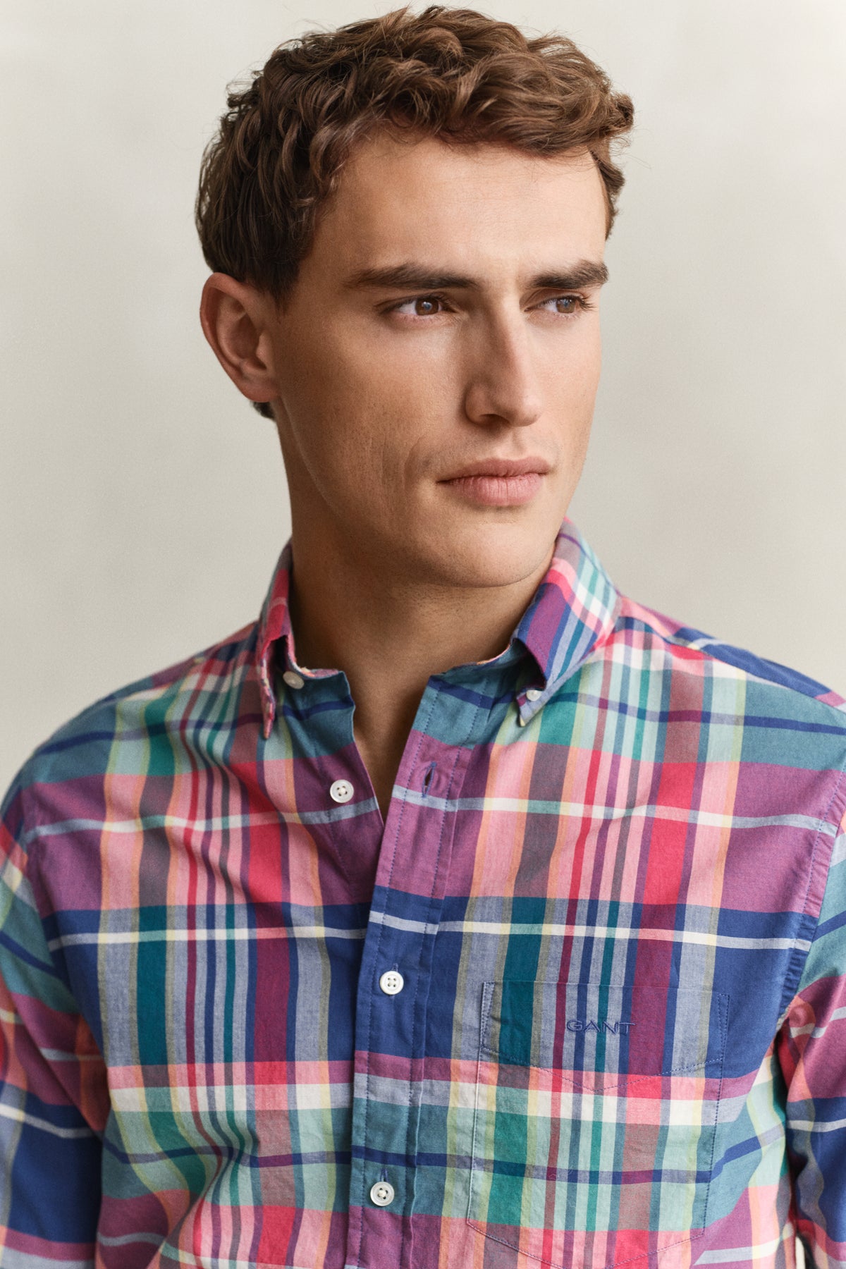 ROSE RED, REG INDIAN MADRAS CHECK SHIRT, CLOSE-UP BY GANT AU.
