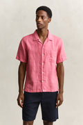 ROSE PINK, REG GMNT DYED LINEN SS CAMP SHIRT, FRONT-VIEW BY GANT AU.