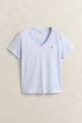 LIGHT BLUE, REG SHIELD SS V-NECK T-SHIRT, FLAT-LAY BY GANT AU.