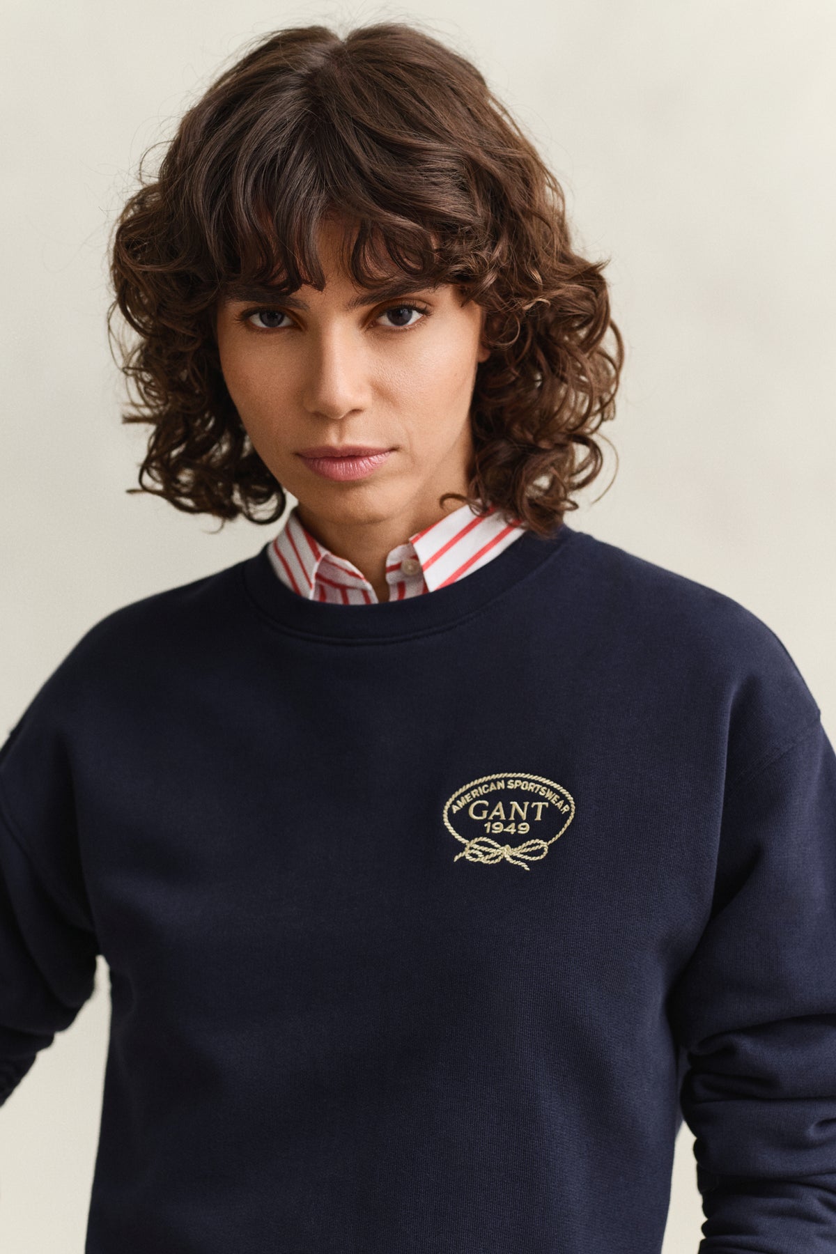 EVENING BLUE, ROPE GRAPHIC C-NECK SWEAT, CLOSE-UP BY GANT AU.