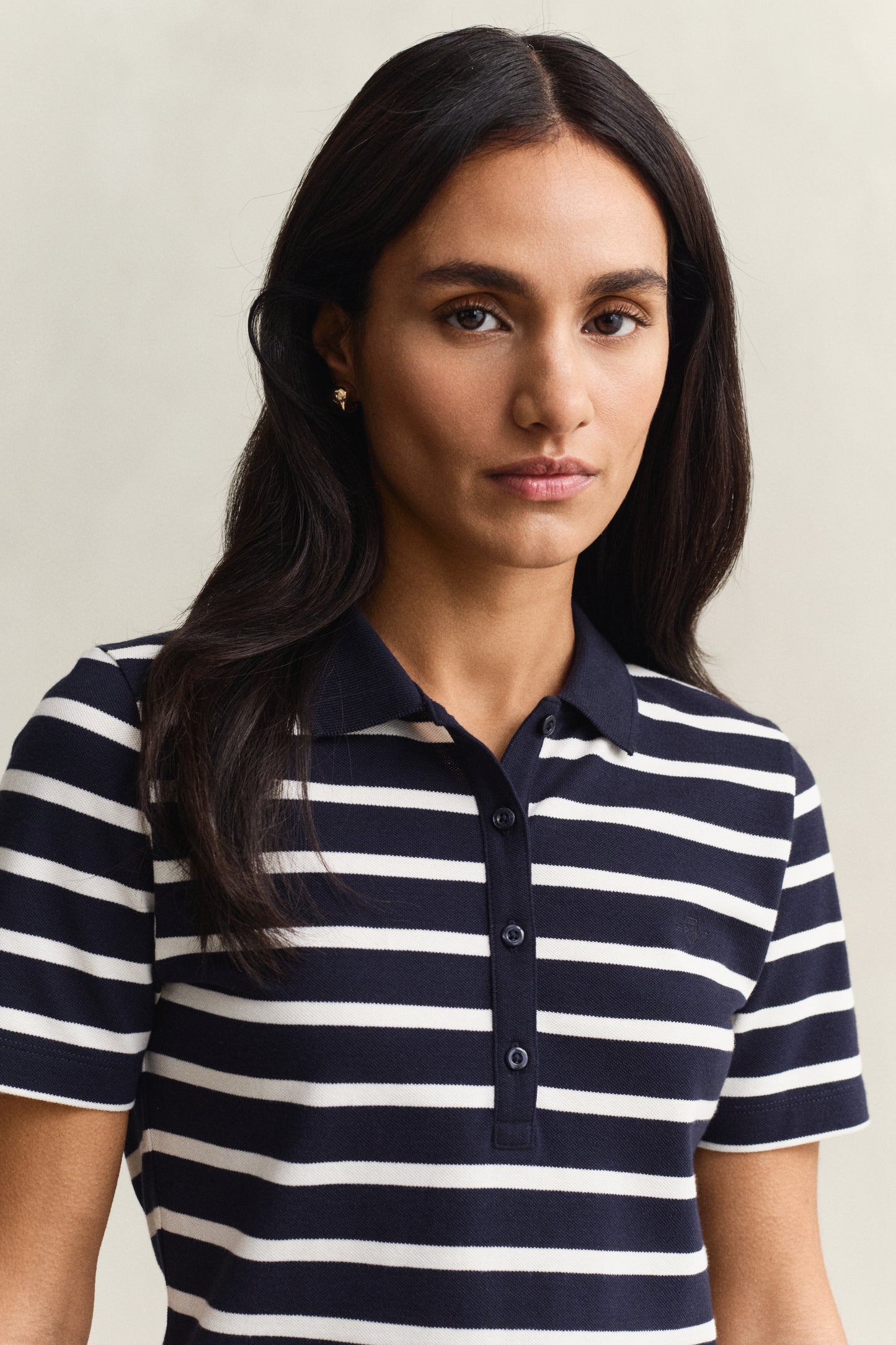 EVENING BLUE, SLIM STRIPED SS PIQUE POLO, CLOSE-UP BY GANT AU.