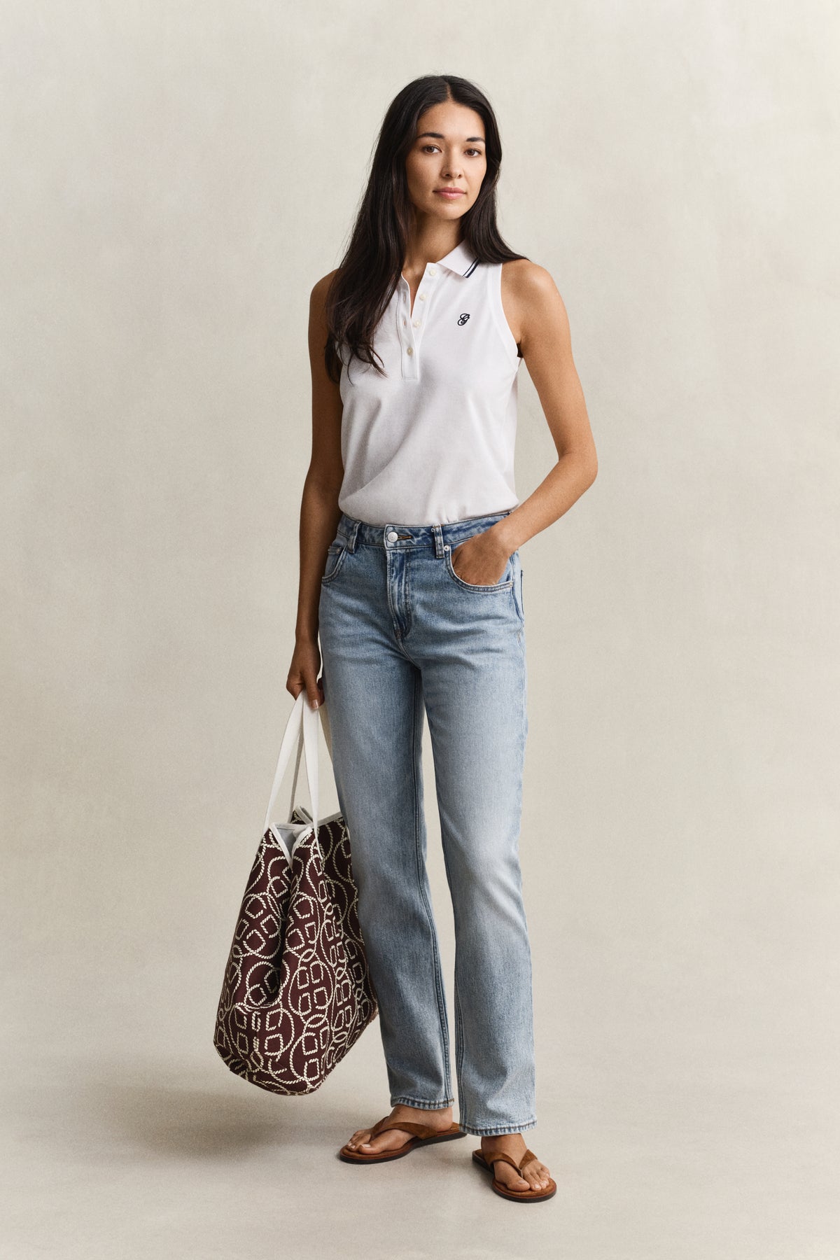 WHITE, REG SLEEVELESS PIQUE POLO BY GANT AU.