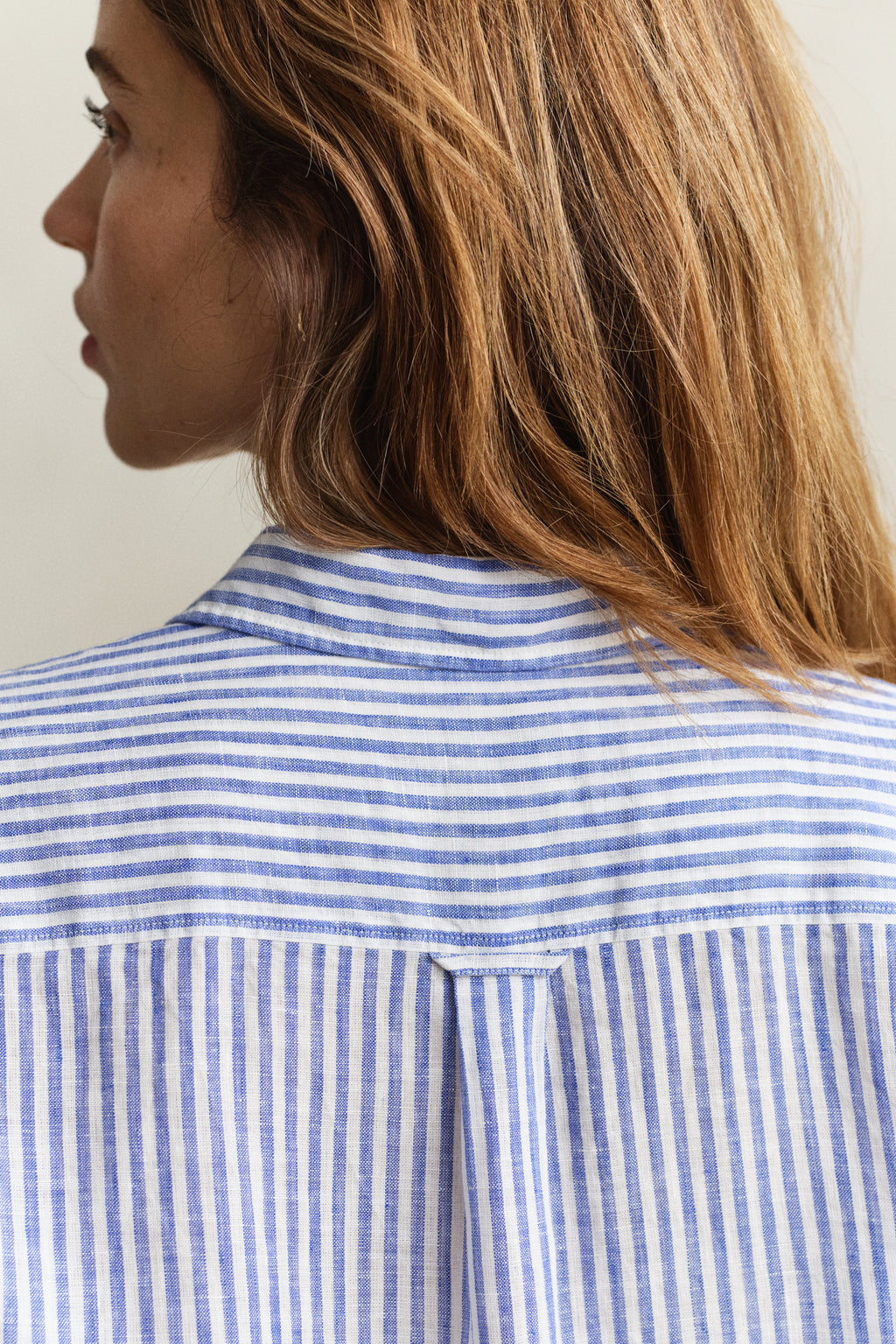 MODEL WEARING REG STRIPED LINEN LS SHIRT