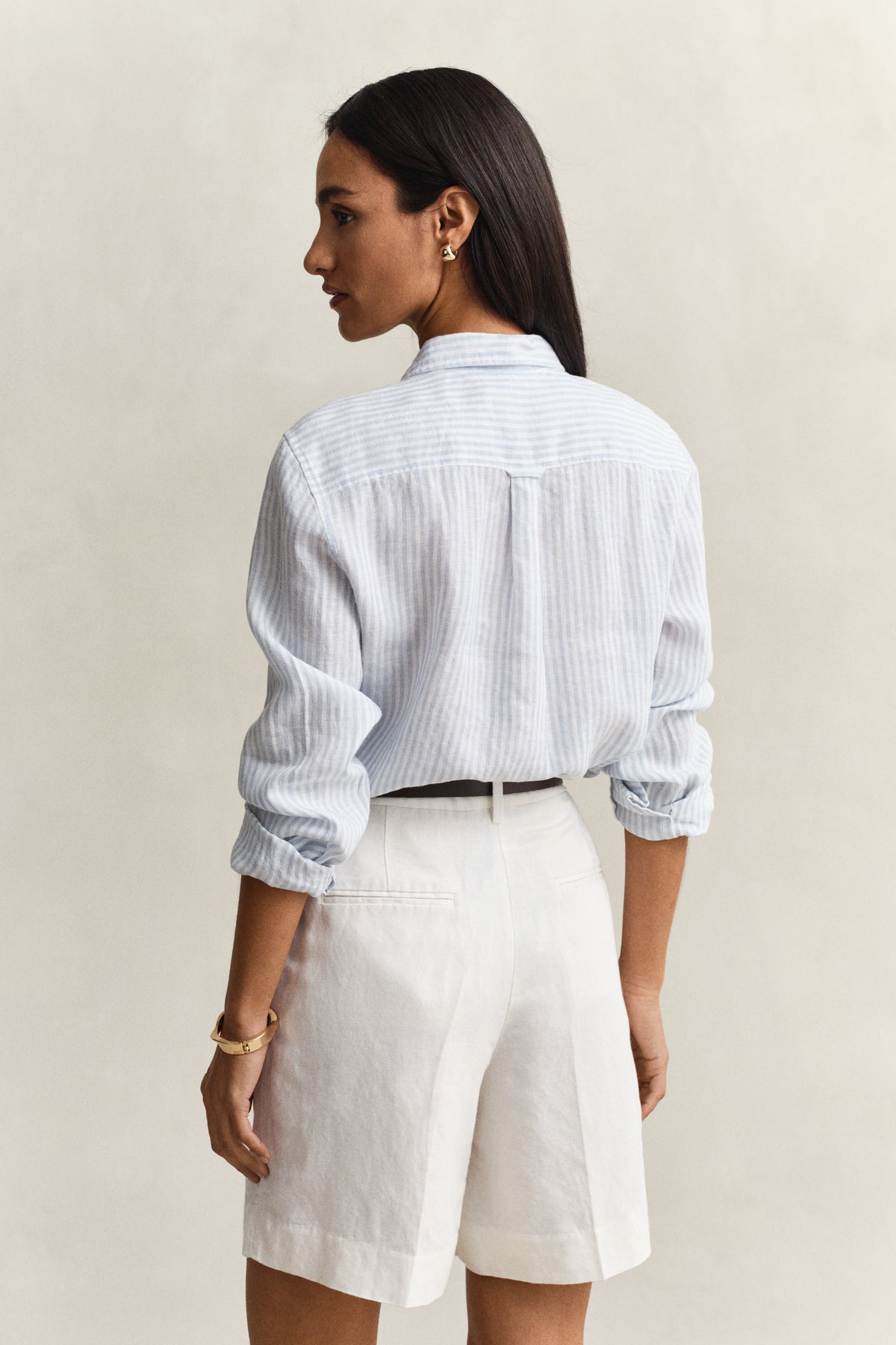 LIGHT BLUE, REG STRIPED LINEN LS SHIRT, BACK-VIEW BY GANT AU.