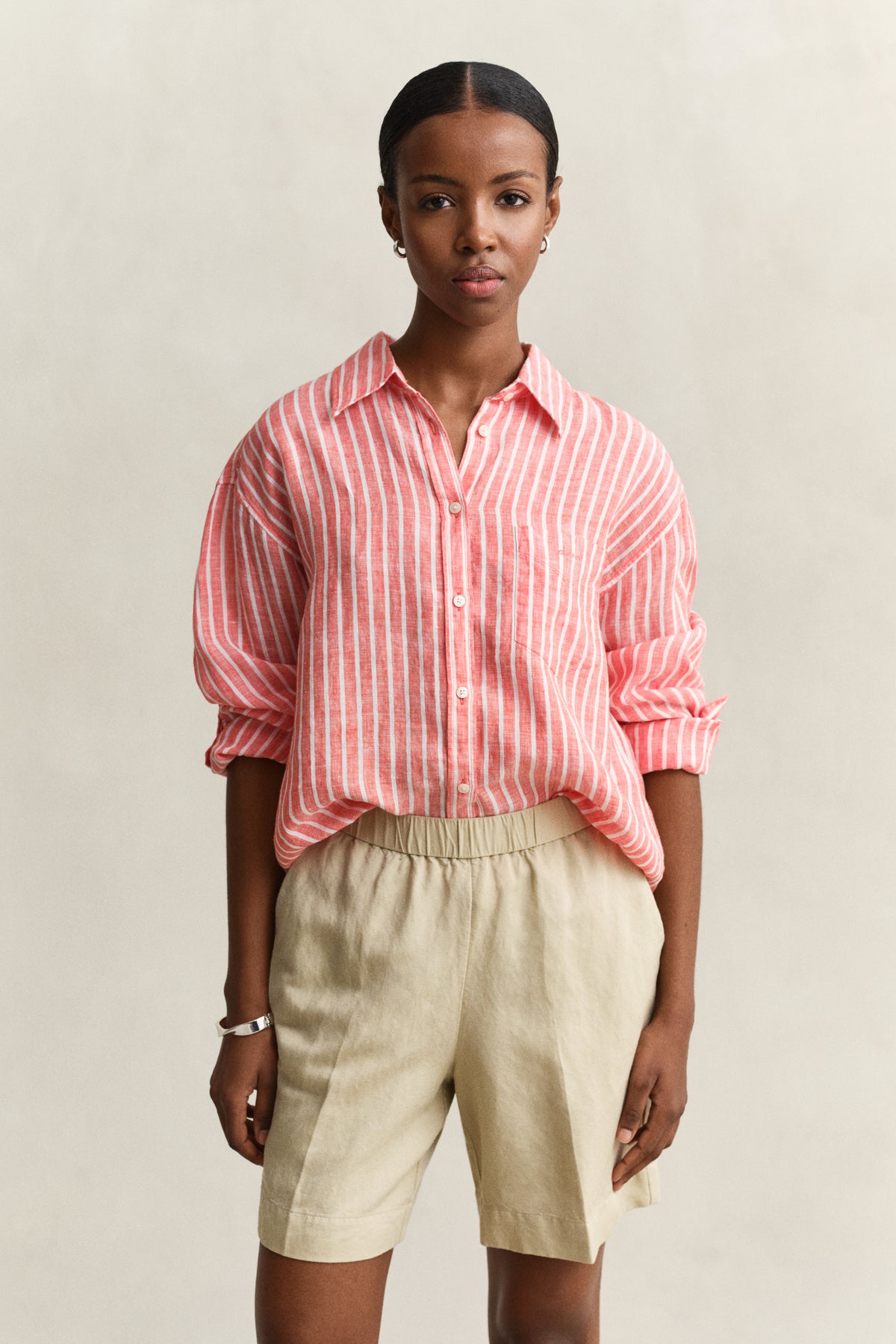 PERFECT RED, REL STRIPED LINEN LS SHIRT, FRONT-VIEW BY GANT AU.