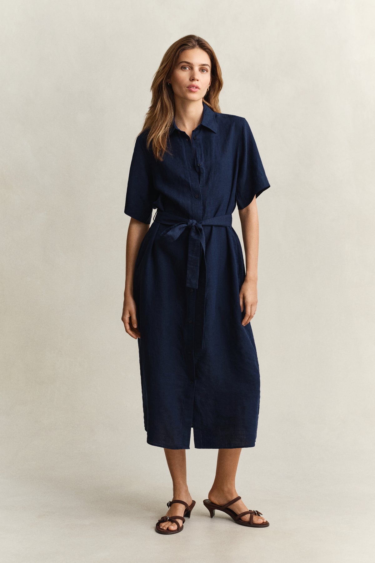 MODEL WEARING LINEN SS SHIRT DRESS