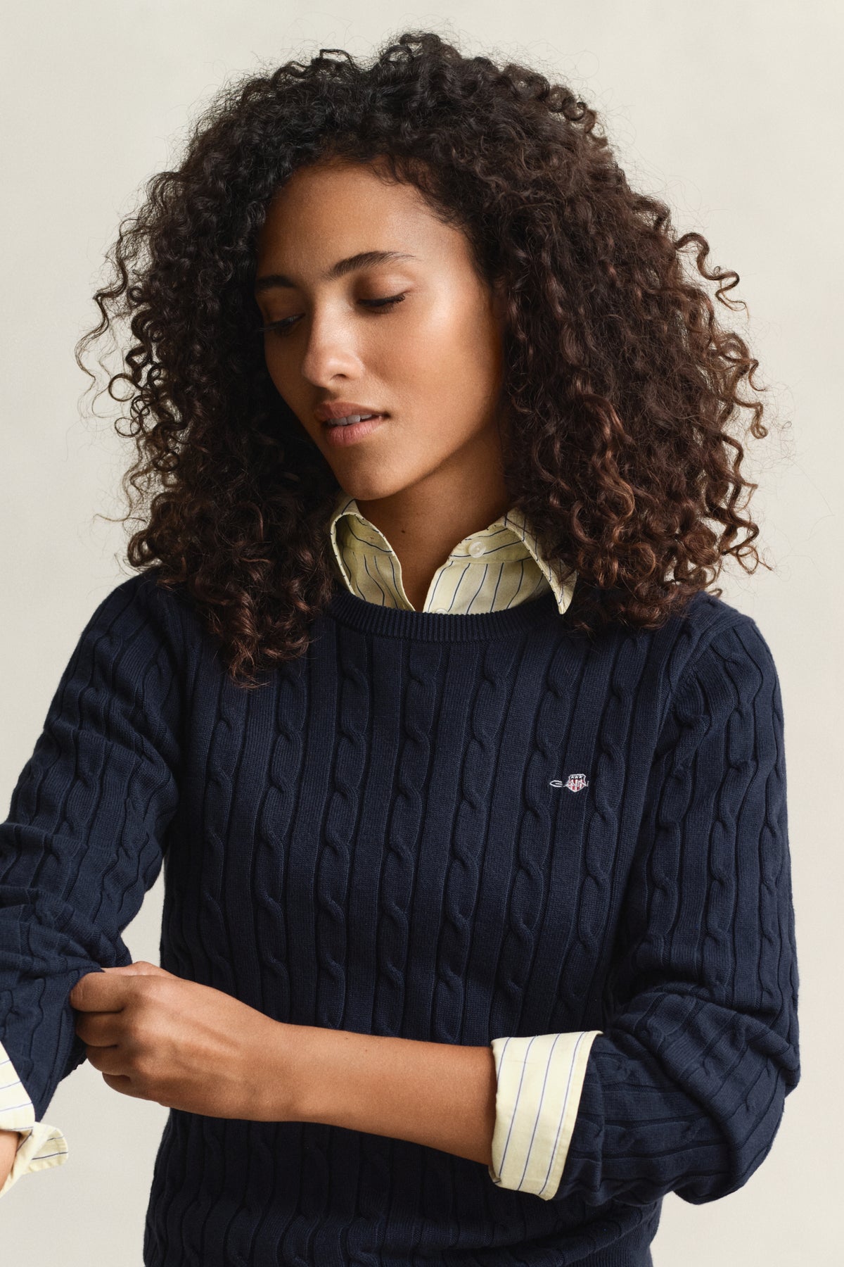 EVENING BLUE, Classic Cable Knit Sweater, CLOSE-UP BY GANT AU.