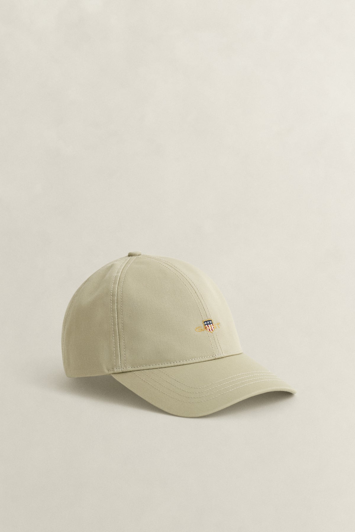 COUNTRY BEIGE, Shield Cap, FRONT-VIEW BY GANT AU.
