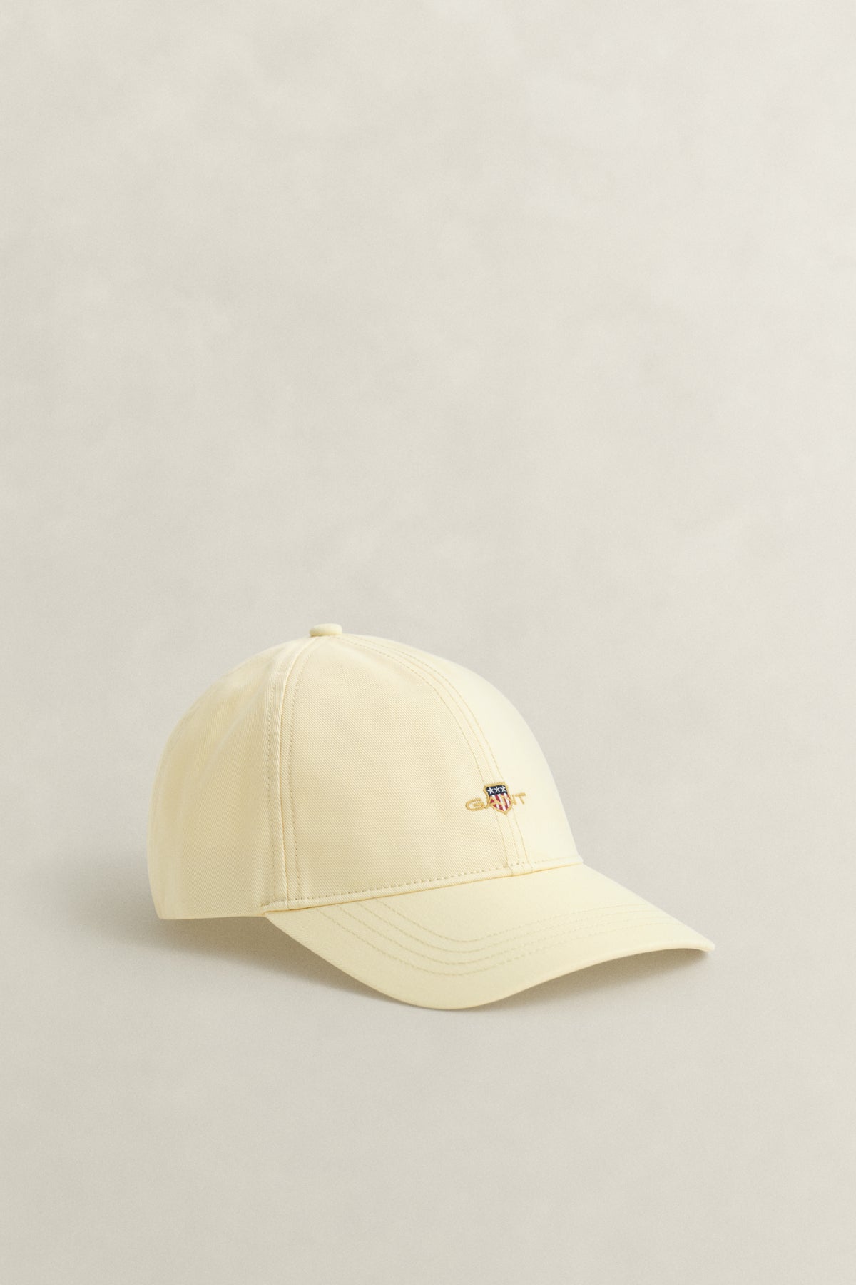 VANILLA YELLOW, Shield Cap, FRONT-VIEW BY GANT AU.