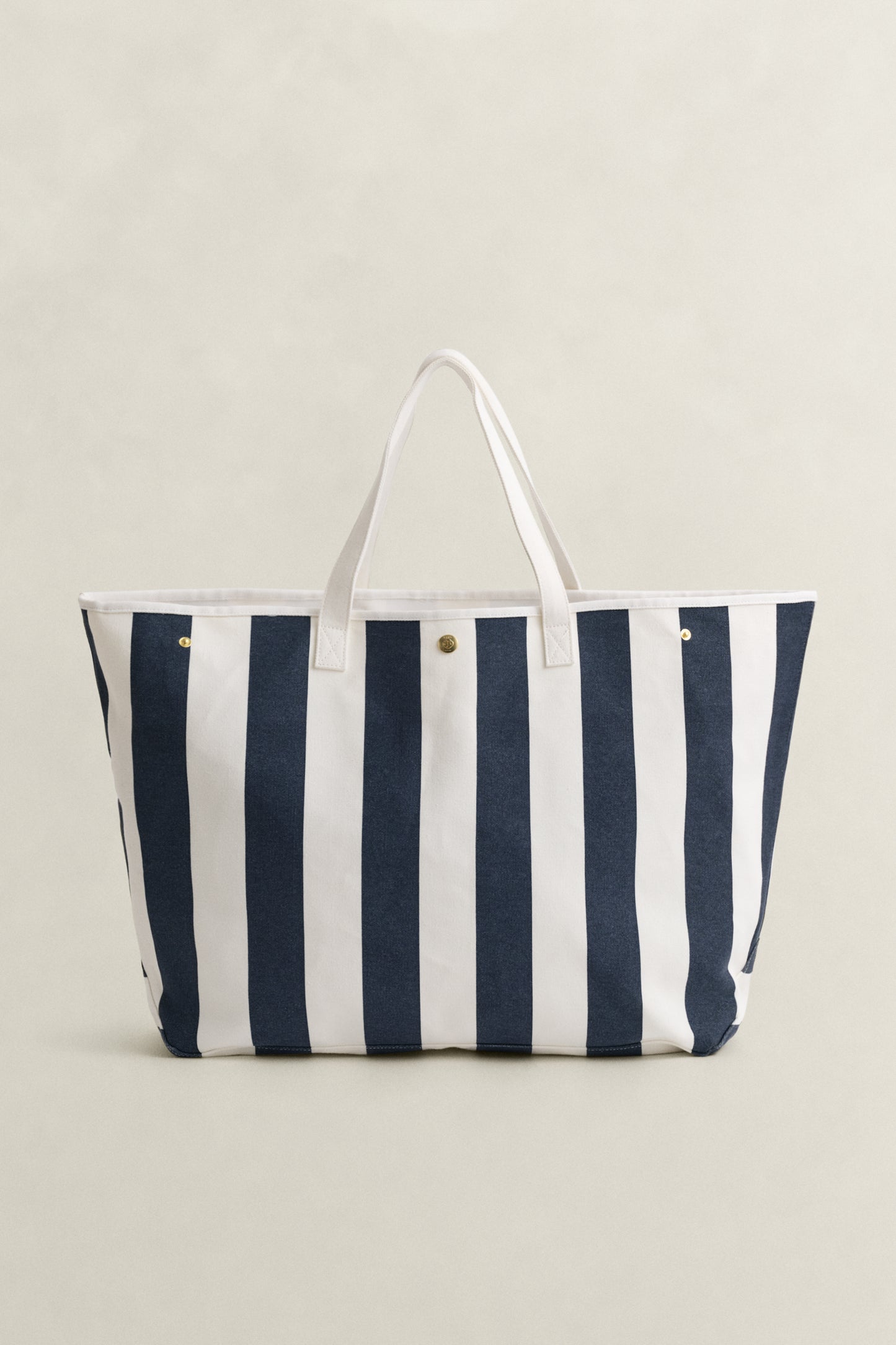 NAVY, AOP CANVAS BEACH BAG, FRONT-VIEW BY GANT AU.