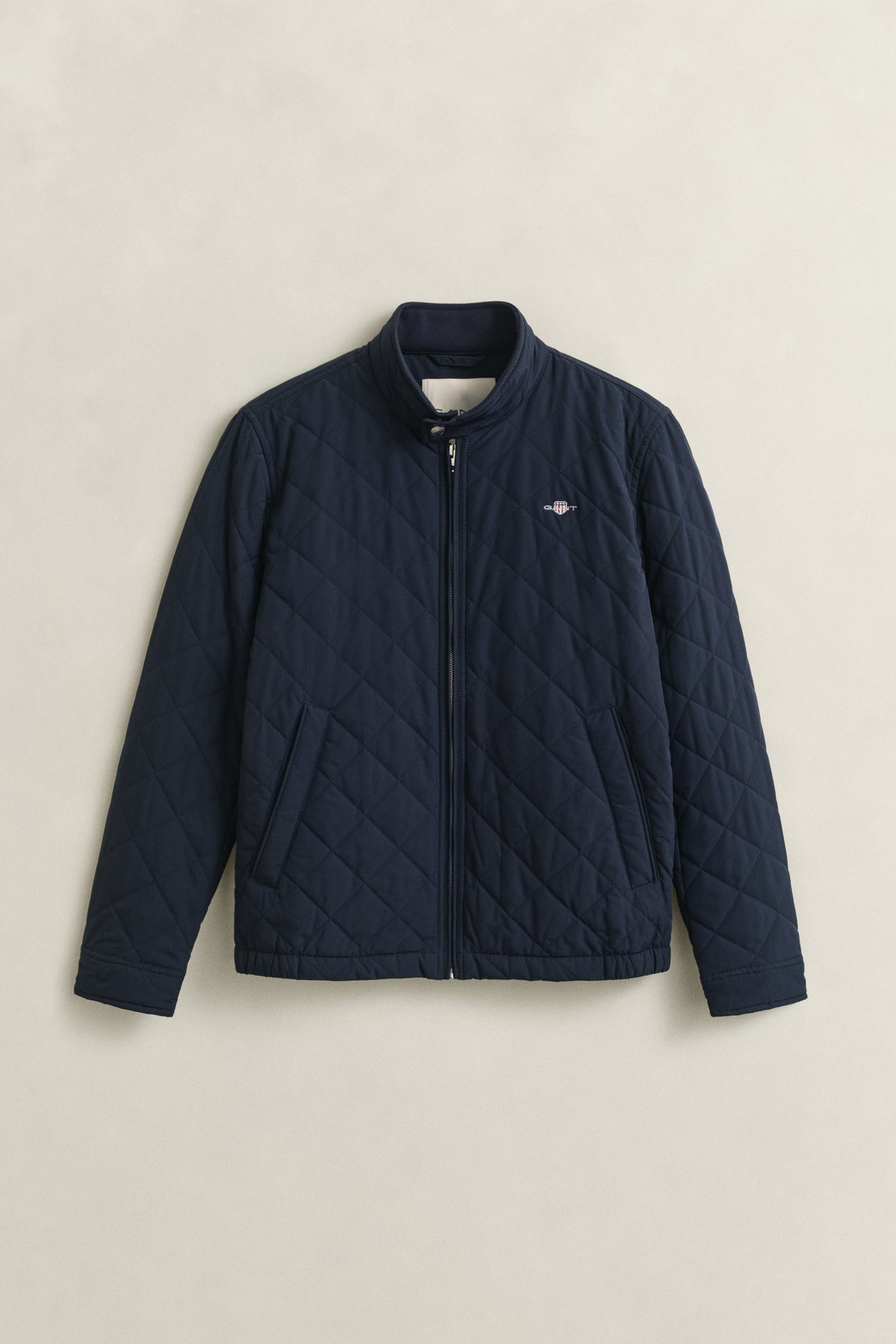 EVENING BLUE, QUILTED WINDCHEATER, FRONT-VIEW BY GANT AU.