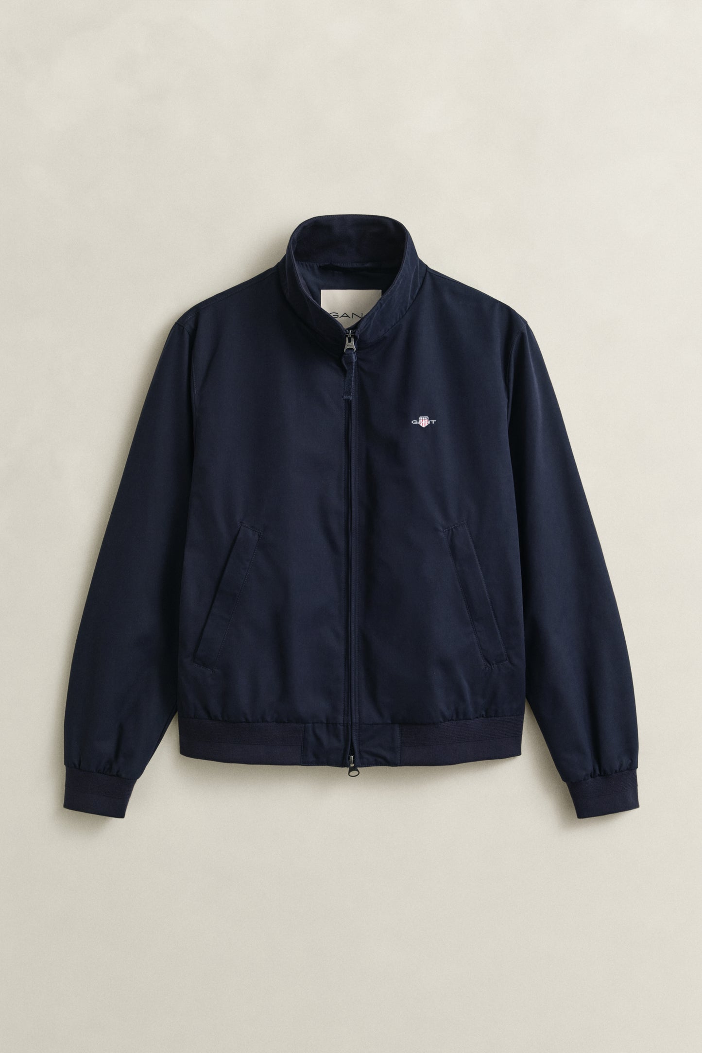 EVENING BLUE, LIGHTWEIGHT HAMPSHIRE JACKET, FLAT-LAY BY GANT AU.