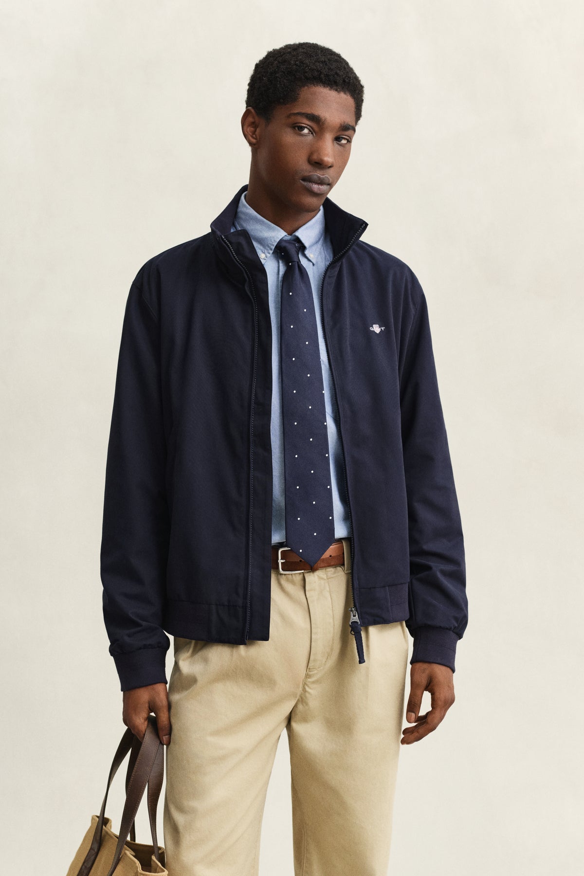 EVENING BLUE, LIGHTWEIGHT HAMPSHIRE JACKET, FRONT-VIEW BY GANT AU.