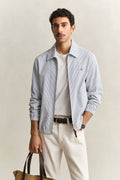 VINTAGE BLUE, SEERSUCKER WINDCHEATER JACKET, FRONT-VIEW BY GANT AU.