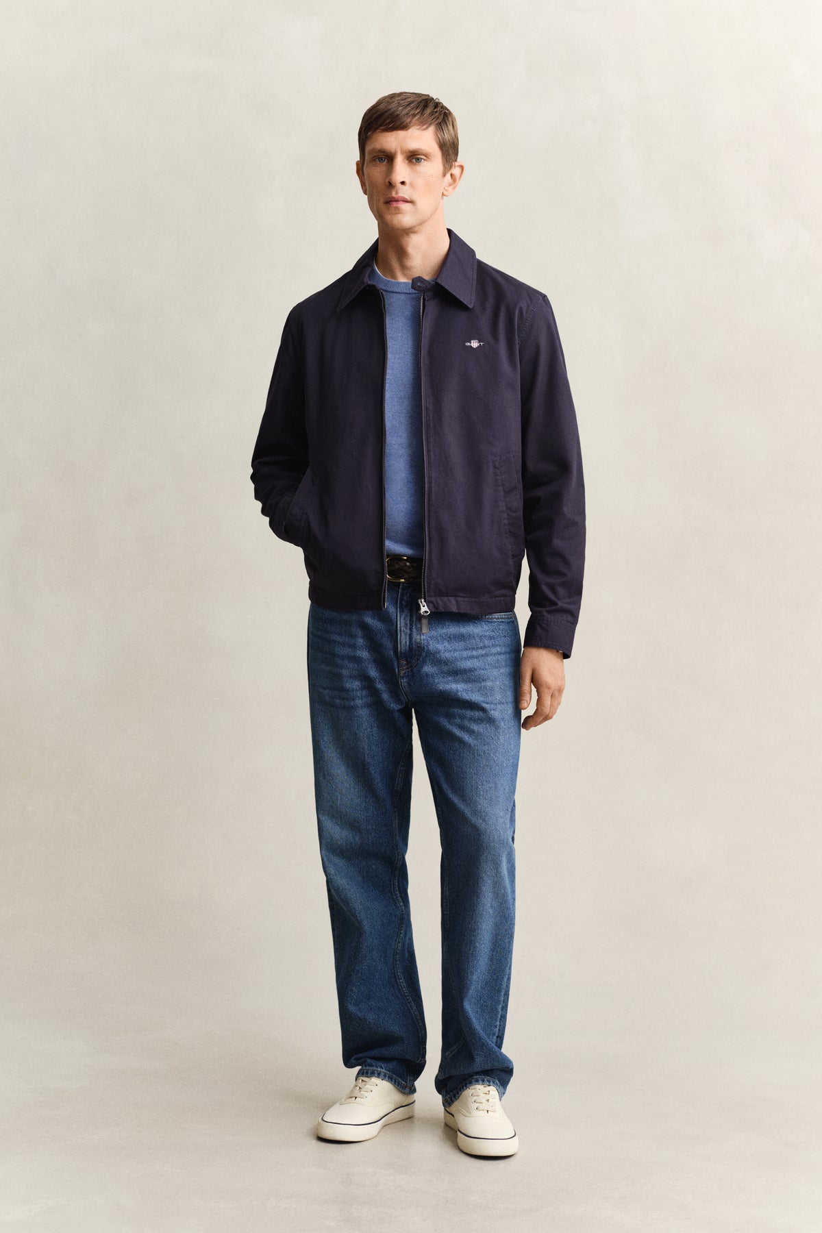DENIM BLUE MELANGE, CLASSIC COTTON C-NECK BY GANT AU.