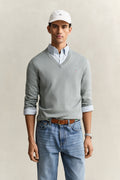CERAMIC GREY, CLASSIC COTTON V-NECK, FRONT-VIEW BY GANT AU.