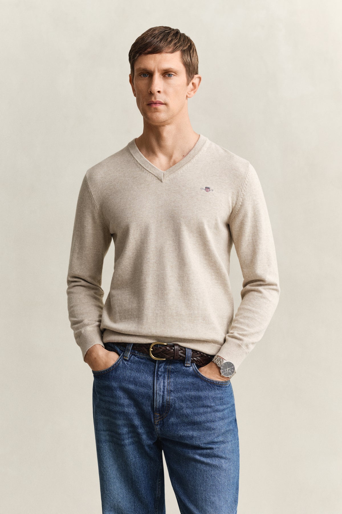 OAT MELANGE, CLASSIC COTTON V-NECK, FRONT-VIEW BY GANT AU.