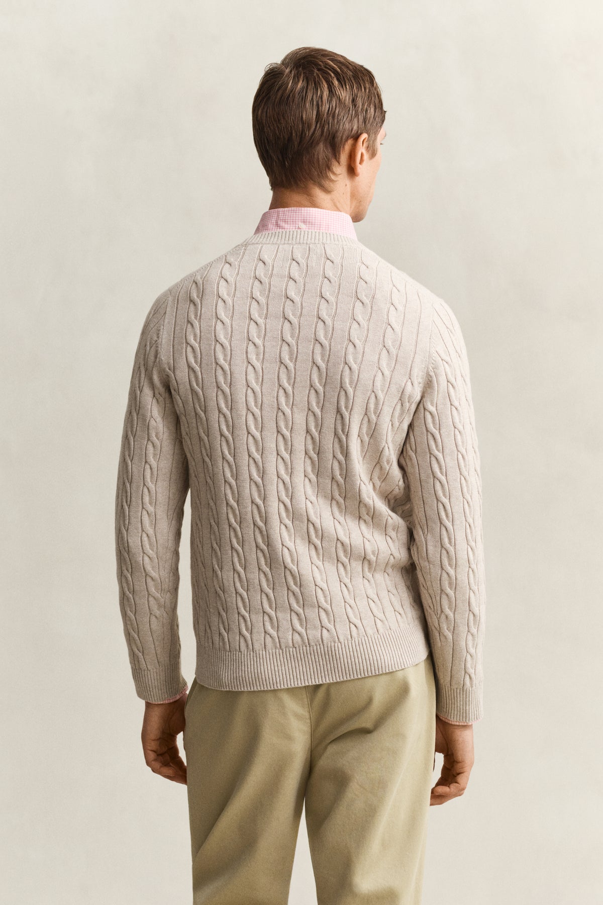 OAT MELANGE, COTTON CABLE C-NECK, BACK-VIEW BY GANT AU.