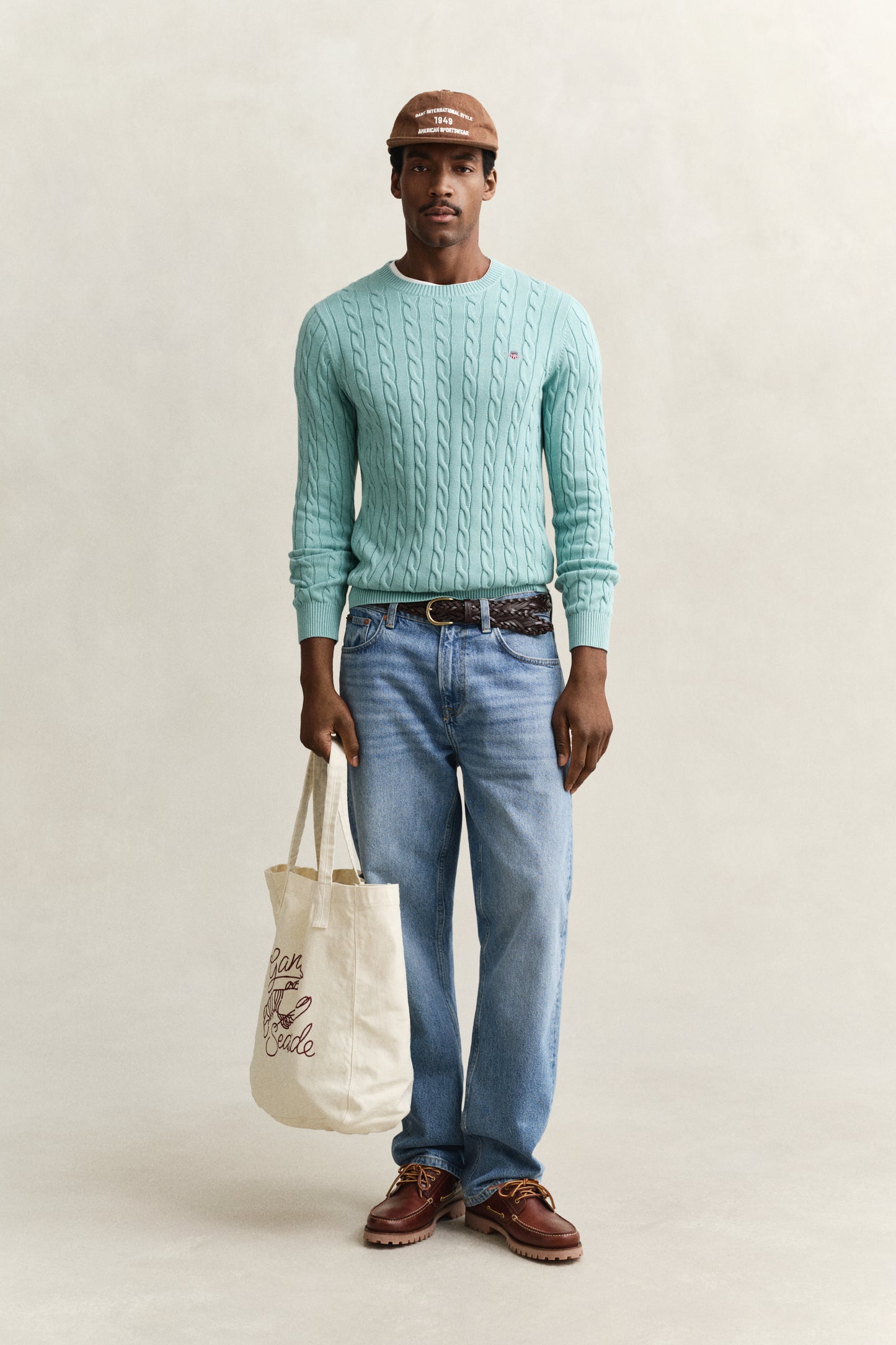 MUTED TURQUOISE, COTTON CABLE C-NECK BY GANT AU.