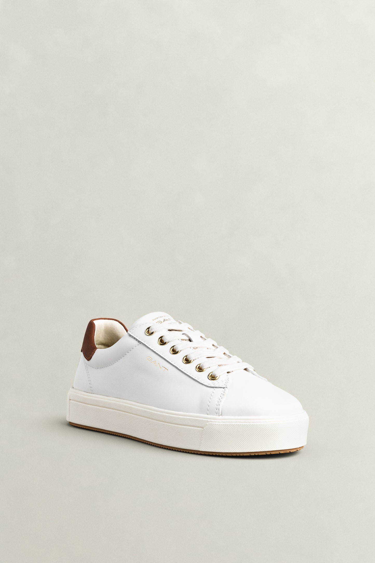 TAN, AVINO, BACK-VIEW BY GANT AU.