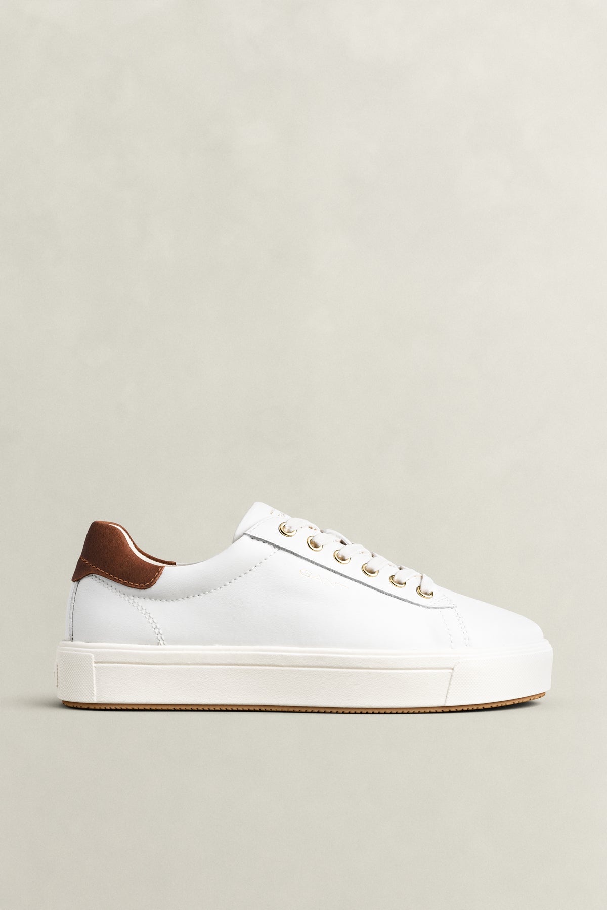 TAN, AVINO BY GANT AU.