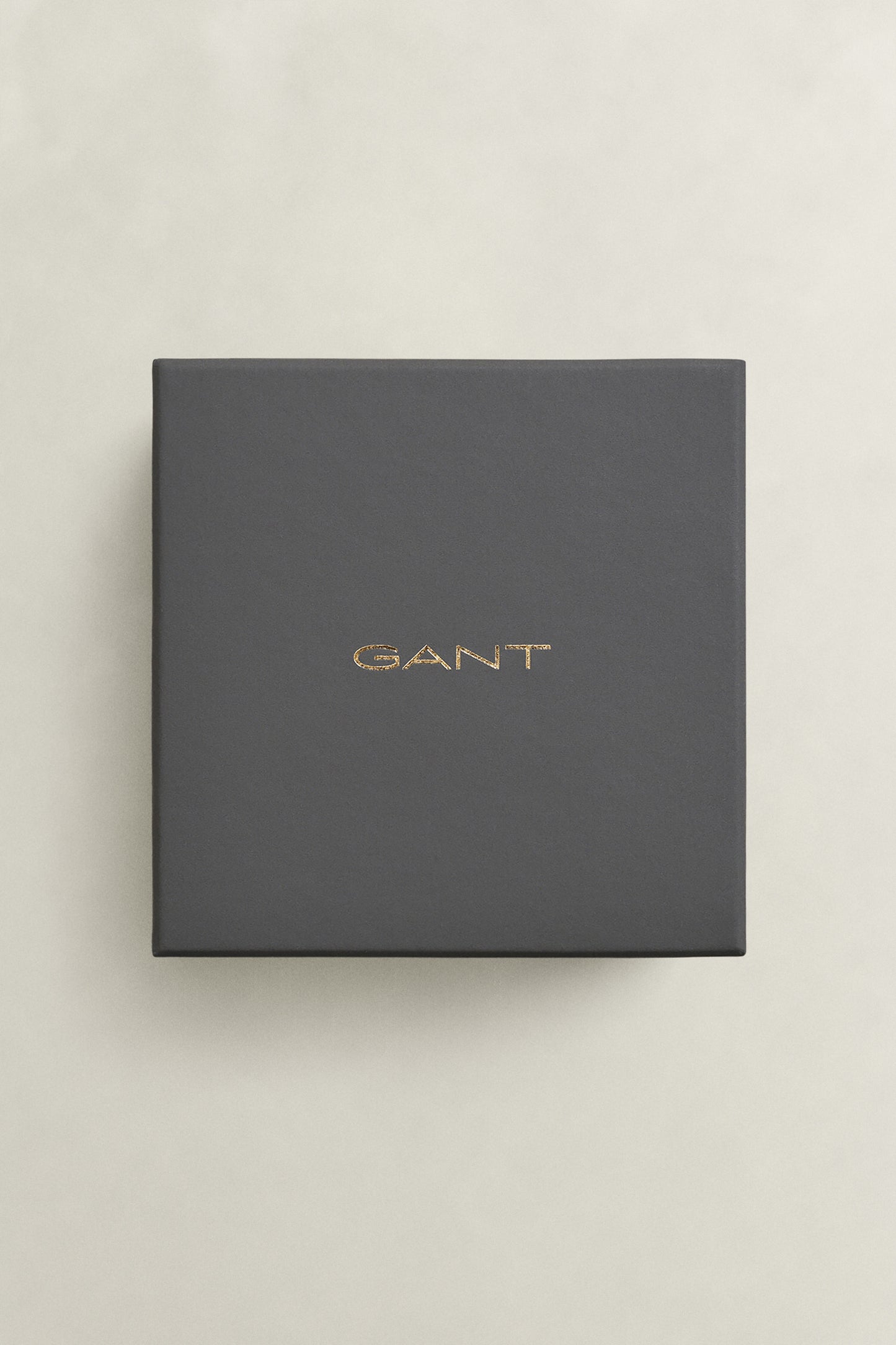 ANTRACITE, PARK HILL III, CLOSE-UP BY GANT AU.