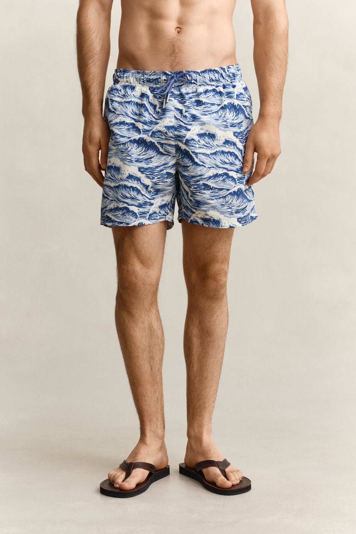 VINTAGE BLUE, WAVES PRINT SWIM SHORTS, CLOSE-UP BY GANT AU.