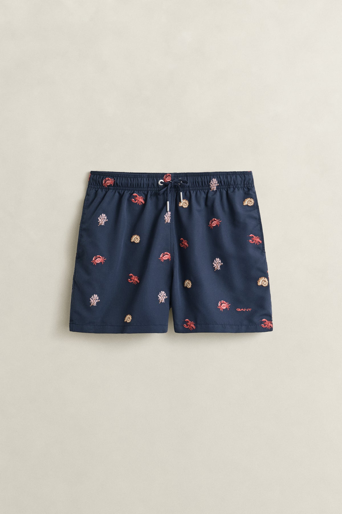 MARINE, LOBSTER EMBROIDERY SWIM SHORTS, FRONT-VIEW BY GANT AU.
