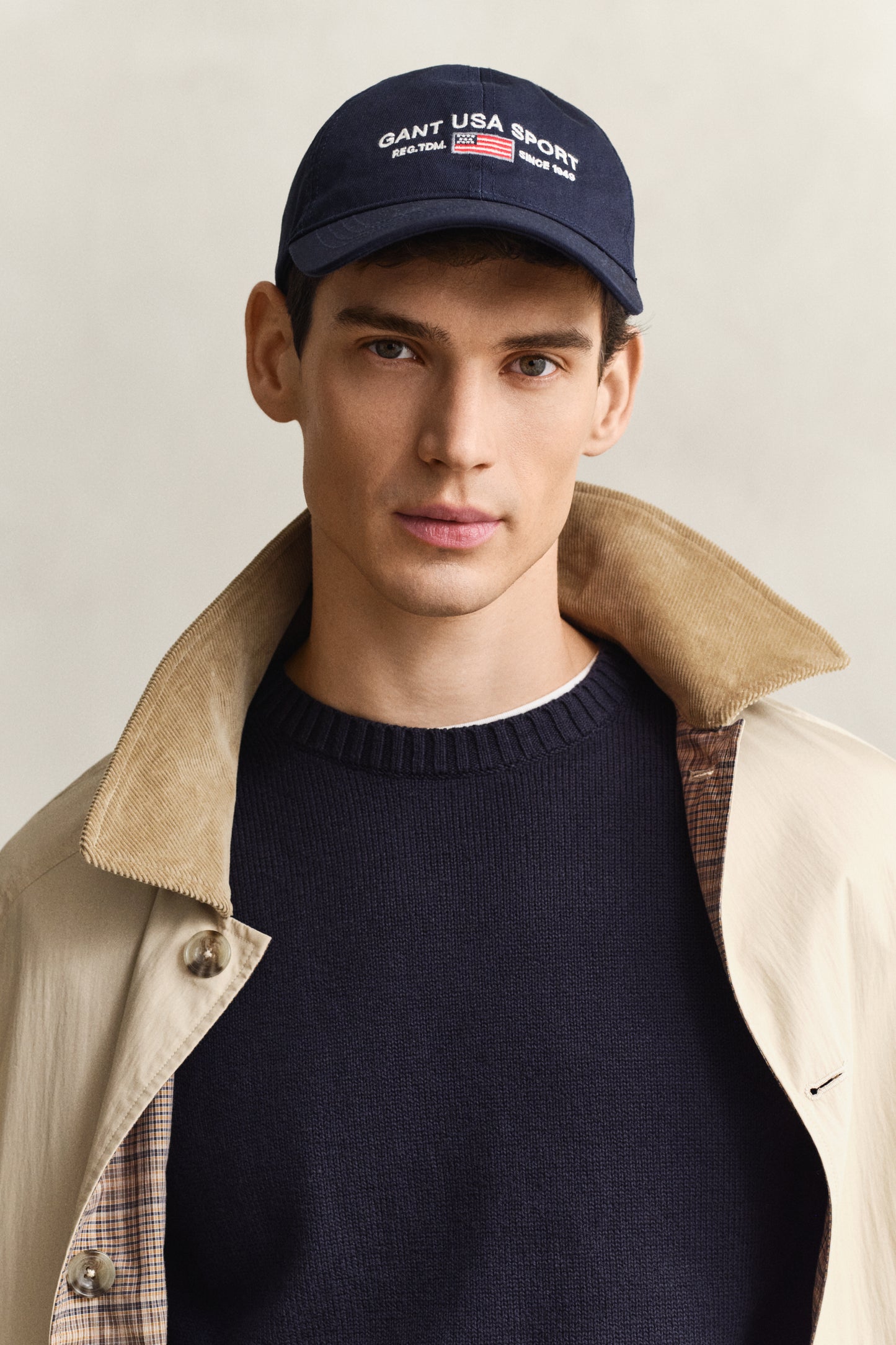 EVENING BLUE, GRAPHIC CAP BY GANT AU.