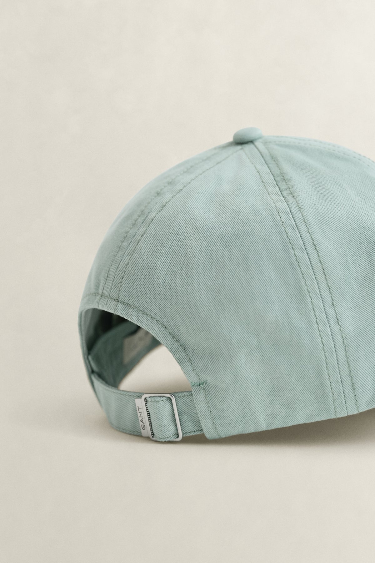 WASHED TURQUOISE, SHIELD SUNFADED CAP, CLOSE-UP BY GANT AU.