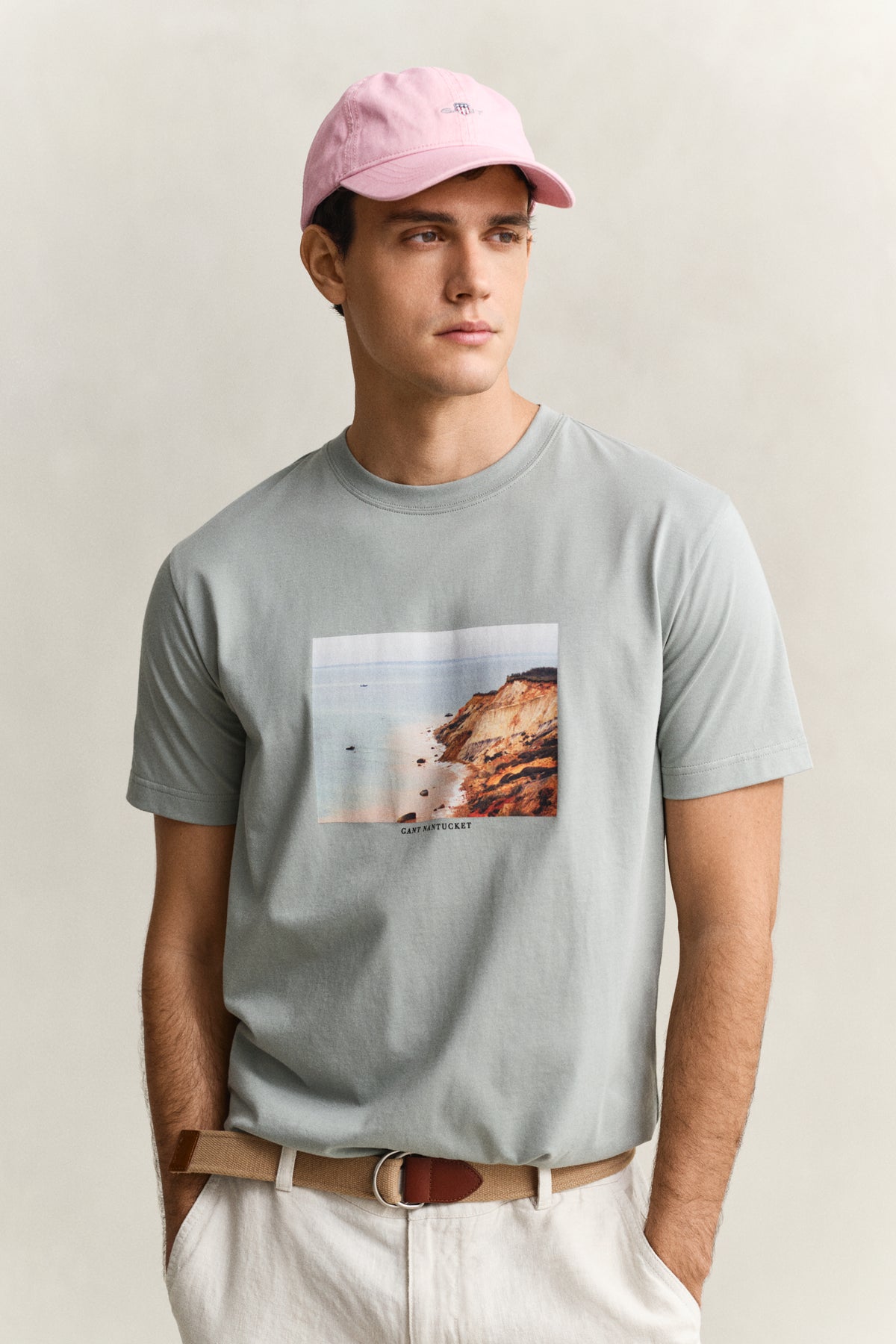 WASHED PINK, SHIELD SUNFADED CAP BY GANT AU.