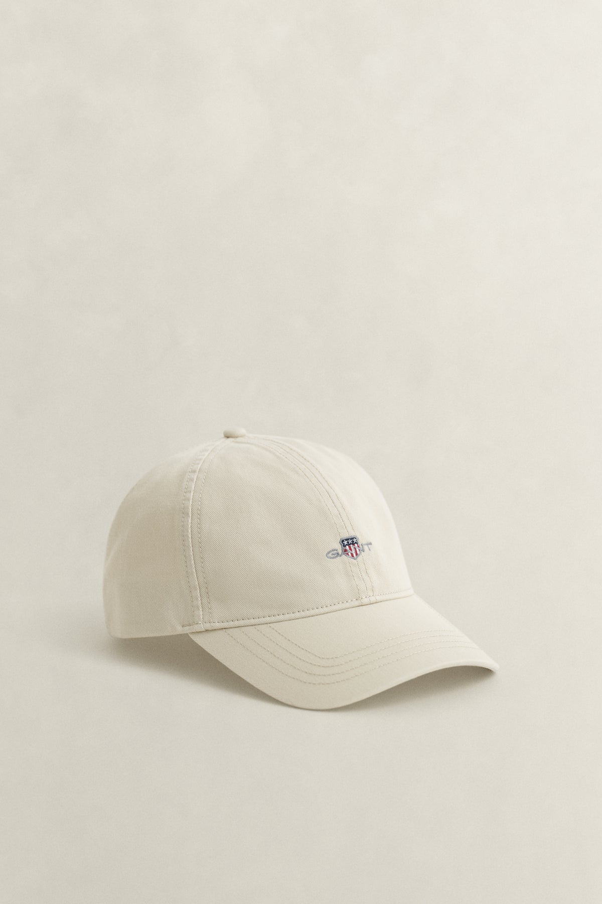 PUTTY, Shield Cap, FRONT-VIEW BY GANT AU.