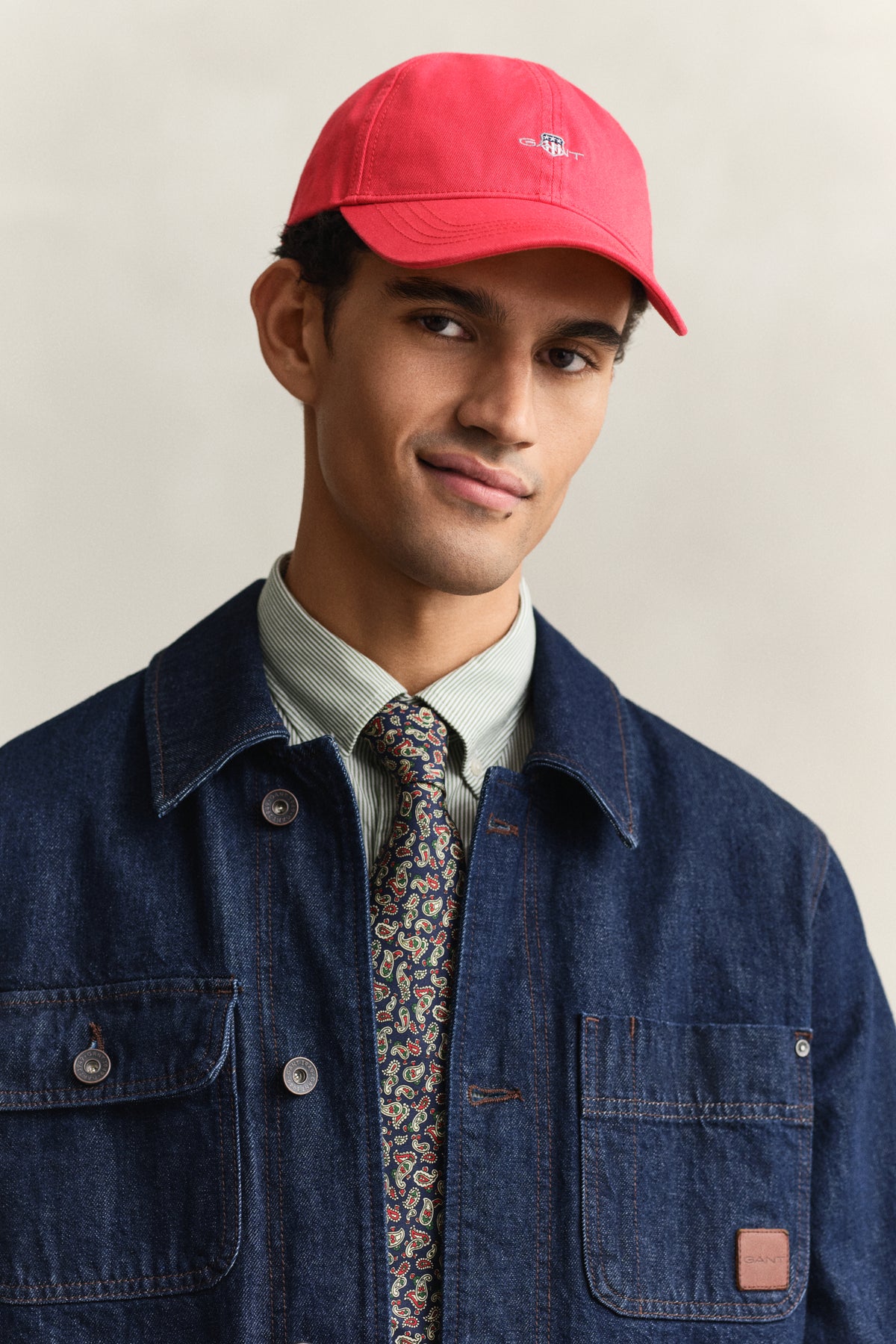 ROSE RED, SHIELD COTTON TWILL CAP BY GANT AU.