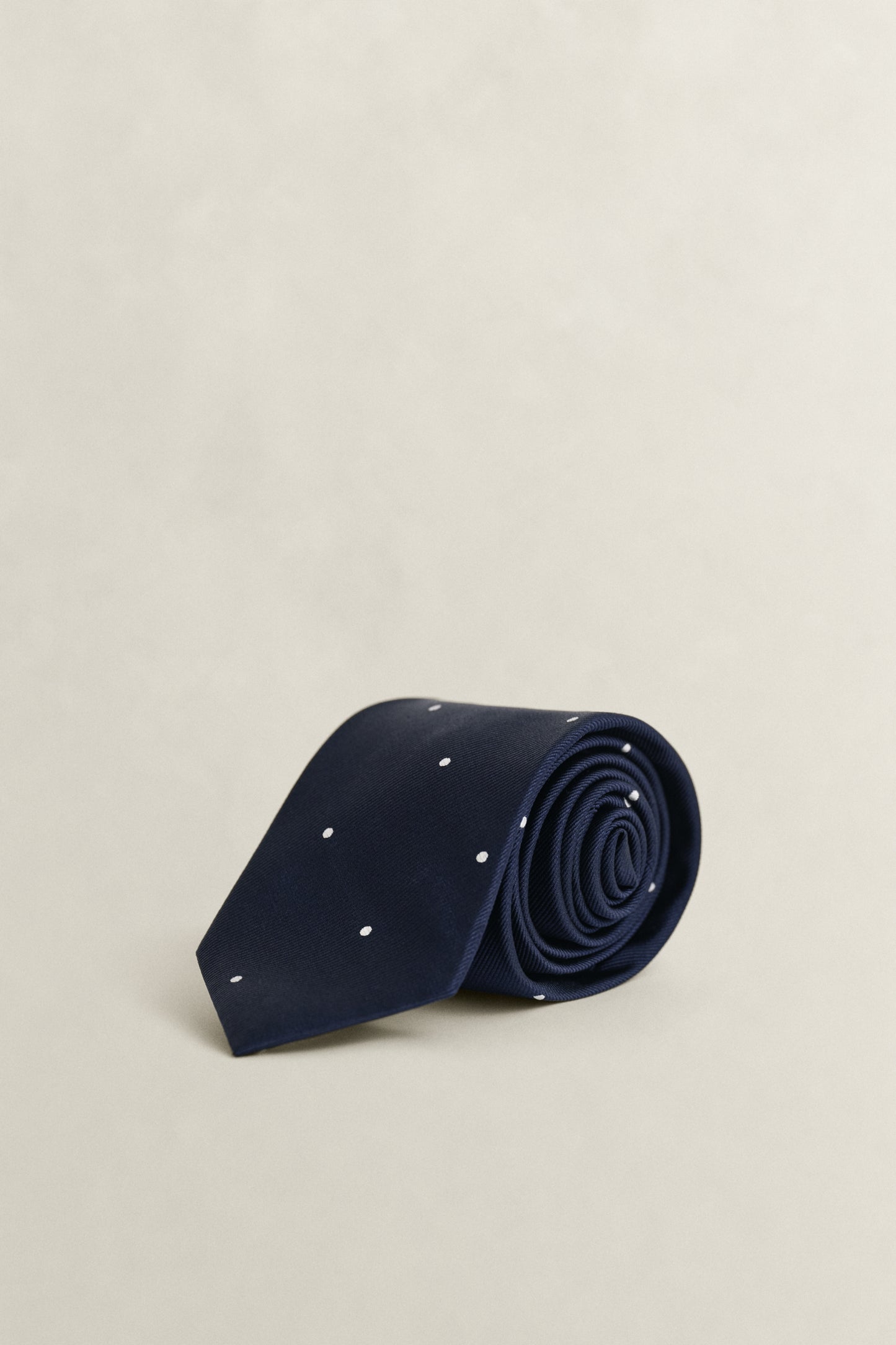 MARINE, DOT TIE BY GANT AU.