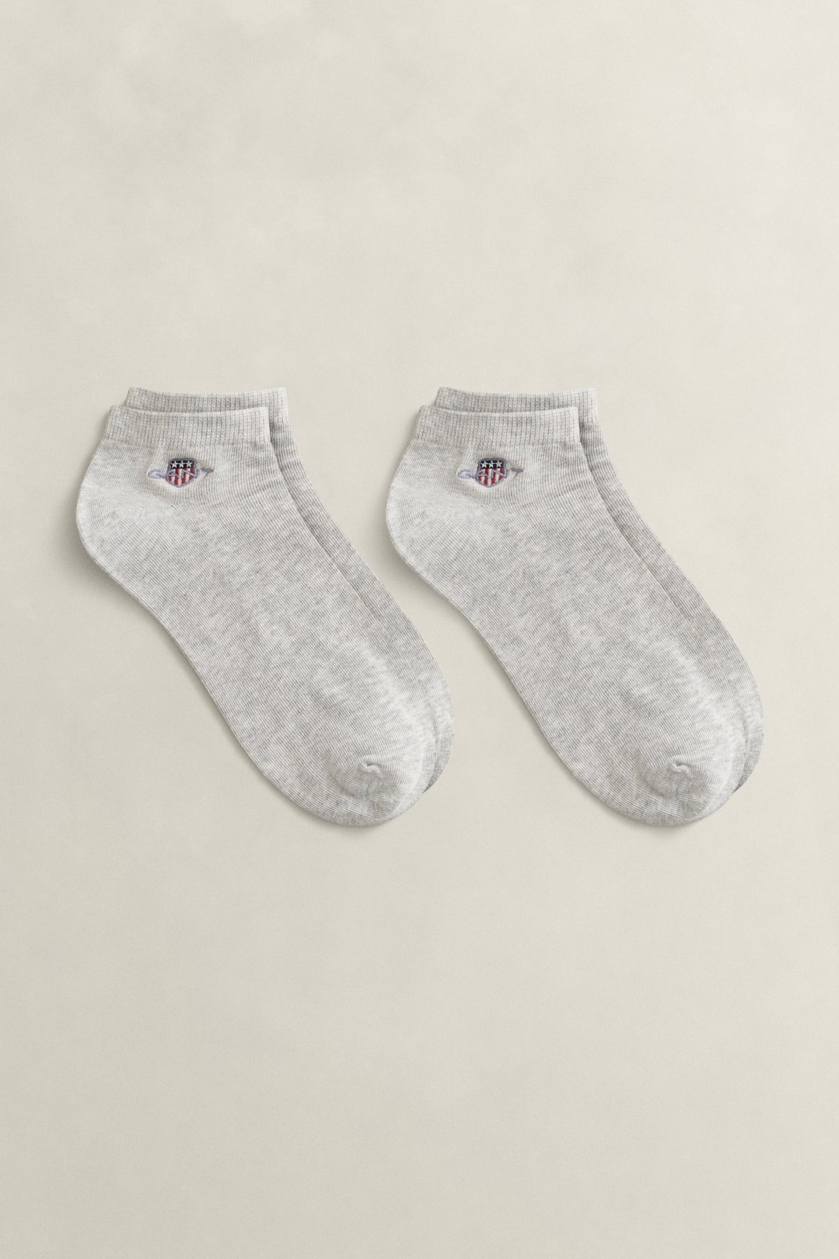 LIGHT GREY MELANGE, SHIELD ANKLE SOCKS 2-PACK BY GANT AU.