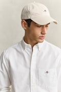 MODEL WEARING REG CLASSIC OXFORD SHIRT