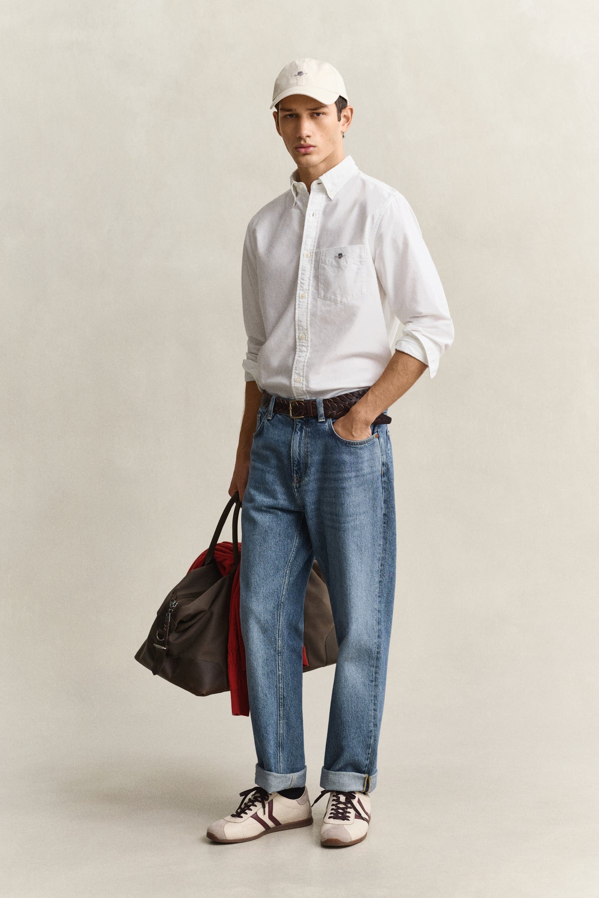 WHITE, REG CLASSIC OXFORD SHIRT BY GANT AU.