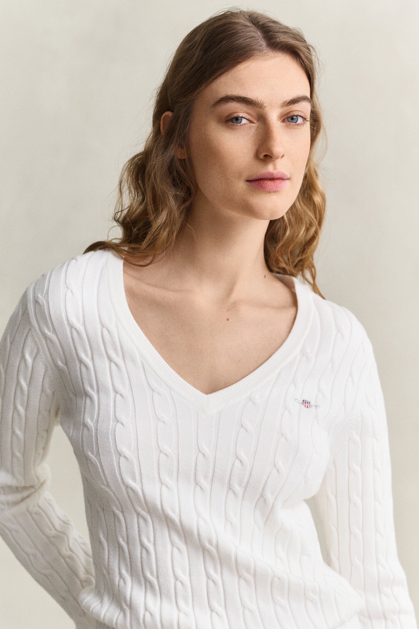 EGGSHELL, Classic Cable Knit Sweater, CLOSE-UP BY GANT AU.
