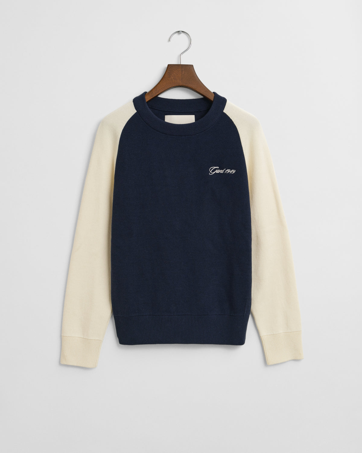 Color Blocked Crew Neck Sweater